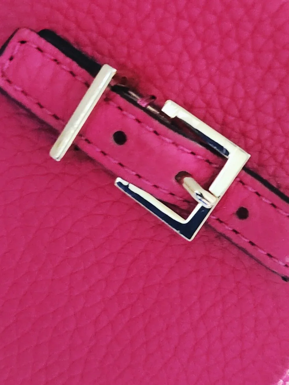 Kate Spade New York Fushia Leather Shoulder Bag Purse
